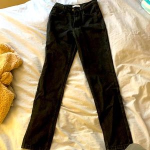 Black Boyfriend jeans.